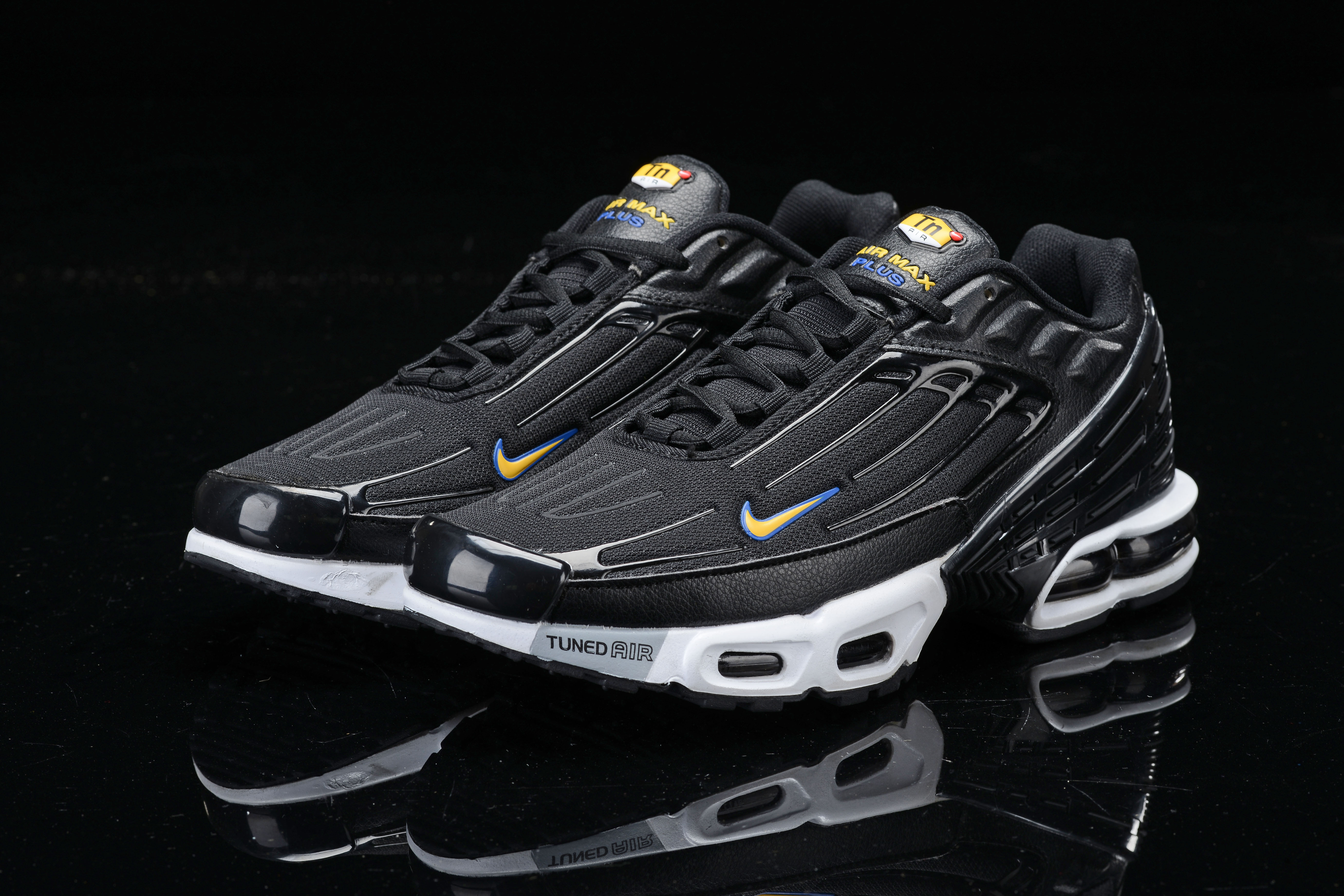 Nike Air Max TN Plus Black White Shoes - Click Image to Close